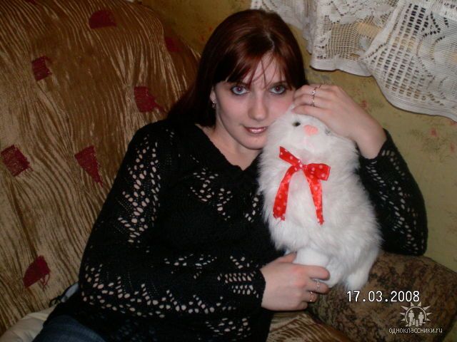 пиму в дар попугайчика
